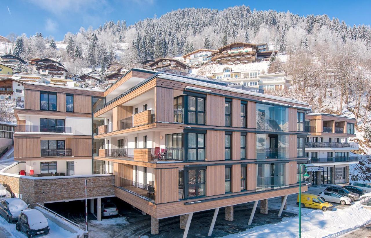 Alpin & Seeresort Top 10 - By Alpen Apartments Zell am See Bagian luar foto