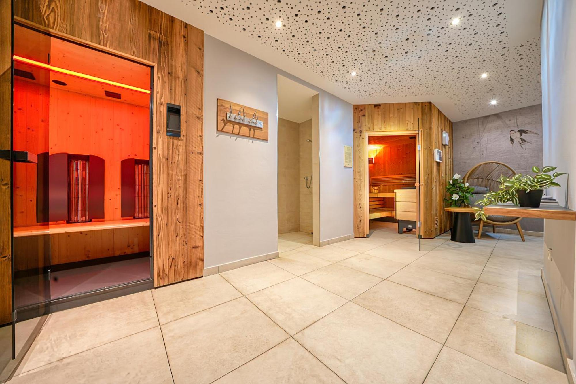 Alpin & Seeresort Top 10 - By Alpen Apartments Zell am See Bagian luar foto